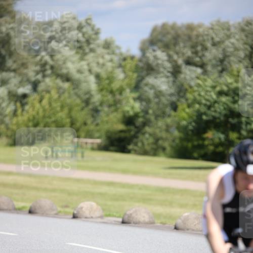 16.06.2024 - 26. Vierlanden-Triathlon Jannik Wohlers http://msf.ph/oto/6307728 16.06.2024 11:41:01 Radfahren 215, 228, 265, 317, 335 meine-sportfotos.de