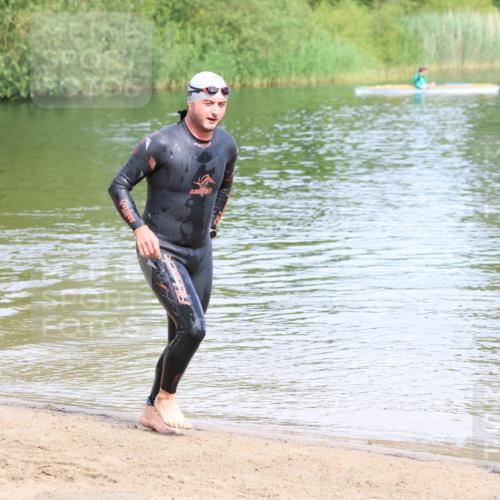 16.06.2024 - 26. Vierlanden-Triathlon Strokosch-Dieckow http://msf.ph/oto/6307834 16.06.2024 09:51:44 Schwimmen 63, 140, 63, 140 meine-sportfotos.de