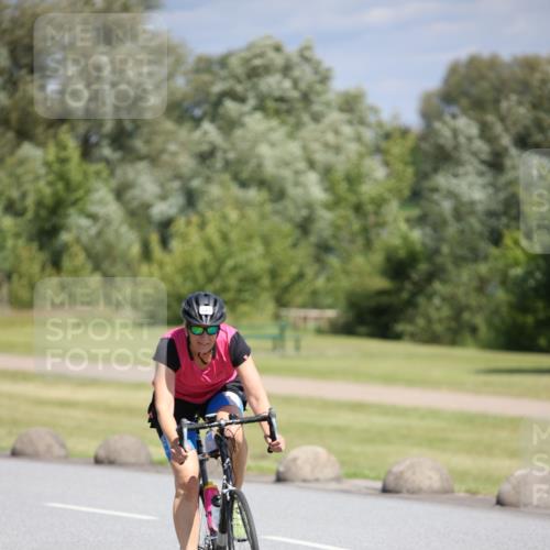 16.06.2024 - 26. Vierlanden-Triathlon Jannik Wohlers http://msf.ph/oto/6308649 16.06.2024 11:41:04 Radfahren 215, 224, 228, 265, 317 meine-sportfotos.de