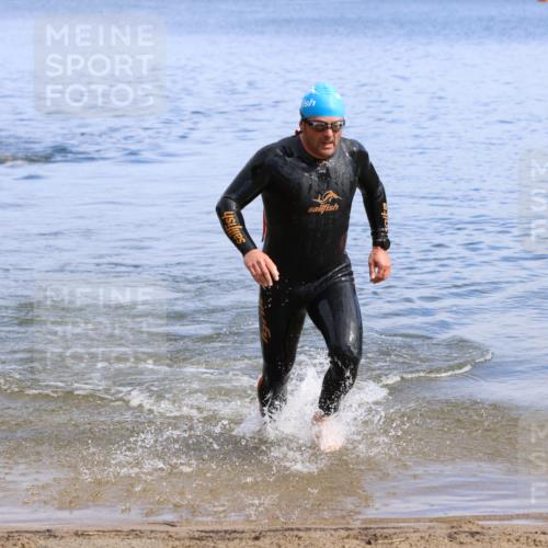 16.06.2024 - 26. Vierlanden-Triathlon Strokosch-Dieckow http://msf.ph/oto/6308753 16.06.2024 09:53:09 Schwimmen 143, 206, 216, 143, 206, 216 meine-sportfotos.de