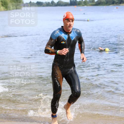 16.06.2024 - 26. Vierlanden-Triathlon Strokosch-Dieckow http://msf.ph/oto/6308885 16.06.2024 09:53:11 Schwimmen 143, 206, 216, 143, 206, 216 meine-sportfotos.de
