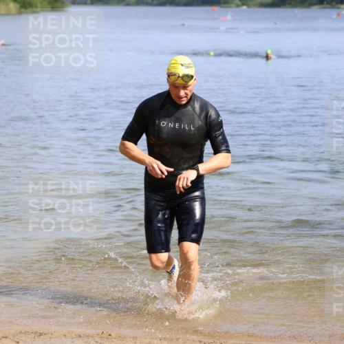 16.06.2024 - 26. Vierlanden-Triathlon Strokosch-Dieckow http://msf.ph/oto/6309149 16.06.2024 09:53:28 Schwimmen 111, 111 meine-sportfotos.de