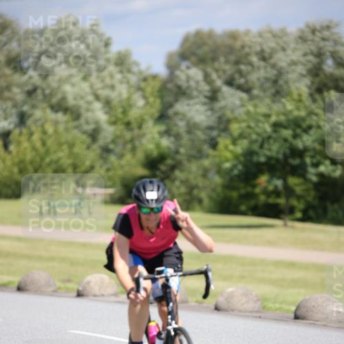 16.06.2024 - 26. Vierlanden-Triathlon Jannik Wohlers http://msf.ph/oto/6309162 16.06.2024 11:41:05 Radfahren 215, 224, 228, 265, 317 meine-sportfotos.de