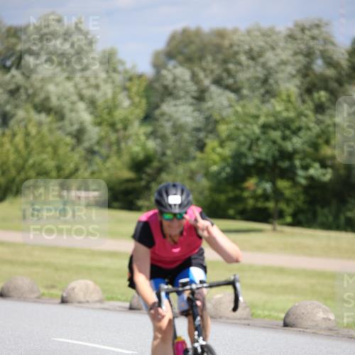 16.06.2024 - 26. Vierlanden-Triathlon Jannik Wohlers http://msf.ph/oto/6309220 16.06.2024 11:41:05 Radfahren 215, 224, 228, 265, 317 meine-sportfotos.de