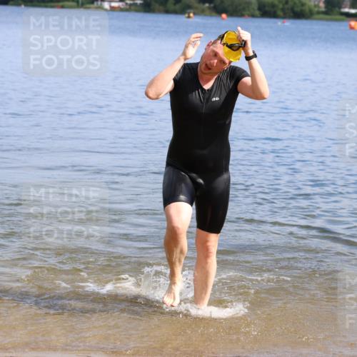 16.06.2024 - 26. Vierlanden-Triathlon Strokosch-Dieckow http://msf.ph/oto/6309238 16.06.2024 09:53:33 Schwimmen 67, 111, 67, 111 meine-sportfotos.de
