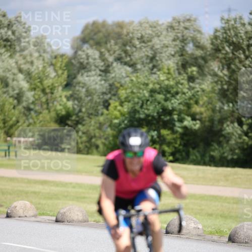 16.06.2024 - 26. Vierlanden-Triathlon Jannik Wohlers http://msf.ph/oto/6309318 16.06.2024 11:41:05 Radfahren 215, 224, 228, 265, 317 meine-sportfotos.de