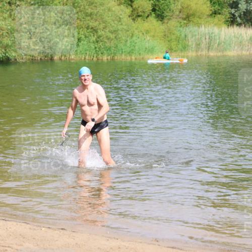16.06.2024 - 26. Vierlanden-Triathlon Strokosch-Dieckow http://msf.ph/oto/6309330 16.06.2024 09:53:42 Schwimmen 67, 111, 67, 111 meine-sportfotos.de