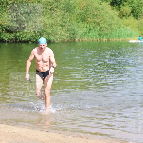 16.06.2024 - 26. Vierlanden-Triathlon Strokosch-Dieckow http://msf.ph/oto/6309346 16.06.2024 09:53:44 Schwimmen 67, 67 meine-sportfotos.de
