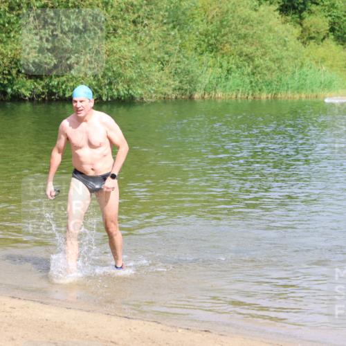 16.06.2024 - 26. Vierlanden-Triathlon Strokosch-Dieckow http://msf.ph/oto/6309398 16.06.2024 09:53:45 Schwimmen 67, 67 meine-sportfotos.de