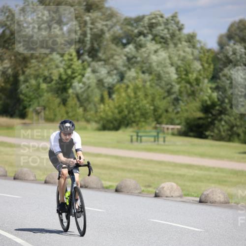 16.06.2024 - 26. Vierlanden-Triathlon Jannik Wohlers http://msf.ph/oto/6309411 16.06.2024 11:41:13 Radfahren 138, 142, 174, 185, 224, 413 meine-sportfotos.de