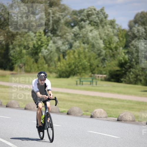 16.06.2024 - 26. Vierlanden-Triathlon Jannik Wohlers http://msf.ph/oto/6309413 16.06.2024 11:41:13 Radfahren 138, 142, 174, 185, 224, 413 meine-sportfotos.de