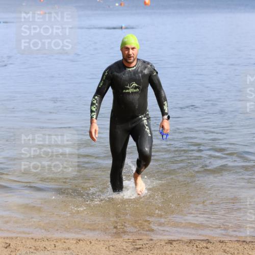 16.06.2024 - 26. Vierlanden-Triathlon Strokosch-Dieckow http://msf.ph/oto/6309618 16.06.2024 09:54:37 Schwimmen 94, 119, 94, 119 meine-sportfotos.de