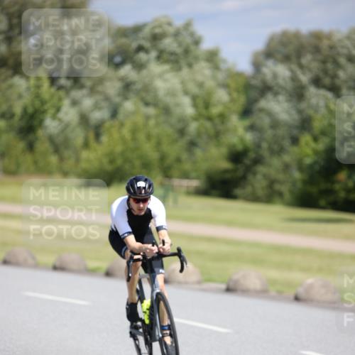 16.06.2024 - 26. Vierlanden-Triathlon Jannik Wohlers http://msf.ph/oto/6309628 16.06.2024 11:41:13 Radfahren 138, 142, 174, 185, 224, 413 meine-sportfotos.de