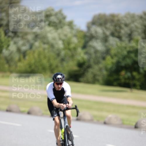 16.06.2024 - 26. Vierlanden-Triathlon Jannik Wohlers http://msf.ph/oto/6309657 16.06.2024 11:41:13 Radfahren 138, 142, 174, 185, 224, 413 meine-sportfotos.de