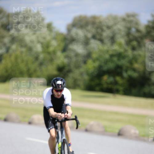 16.06.2024 - 26. Vierlanden-Triathlon Jannik Wohlers http://msf.ph/oto/6309683 16.06.2024 11:41:13 Radfahren 138, 142, 174, 185, 224, 413 meine-sportfotos.de