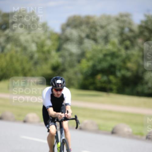 16.06.2024 - 26. Vierlanden-Triathlon Jannik Wohlers http://msf.ph/oto/6309691 16.06.2024 11:41:13 Radfahren 138, 142, 174, 185, 224, 413 meine-sportfotos.de