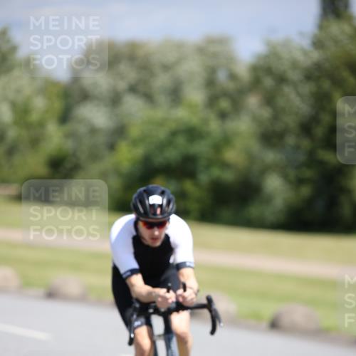 16.06.2024 - 26. Vierlanden-Triathlon Jannik Wohlers http://msf.ph/oto/6309752 16.06.2024 11:41:14 Radfahren 138, 142, 174, 185, 224, 413 meine-sportfotos.de