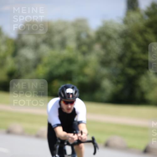 16.06.2024 - 26. Vierlanden-Triathlon Jannik Wohlers http://msf.ph/oto/6309761 16.06.2024 11:41:14 Radfahren 138, 142, 174, 185, 224, 413 meine-sportfotos.de