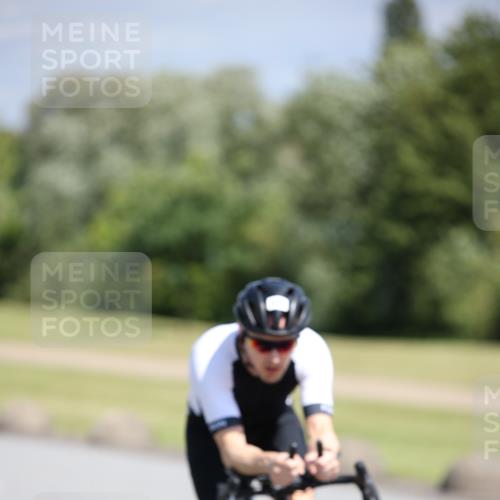16.06.2024 - 26. Vierlanden-Triathlon Jannik Wohlers http://msf.ph/oto/6309801 16.06.2024 11:41:14 Radfahren 138, 142, 174, 185, 224, 413 meine-sportfotos.de