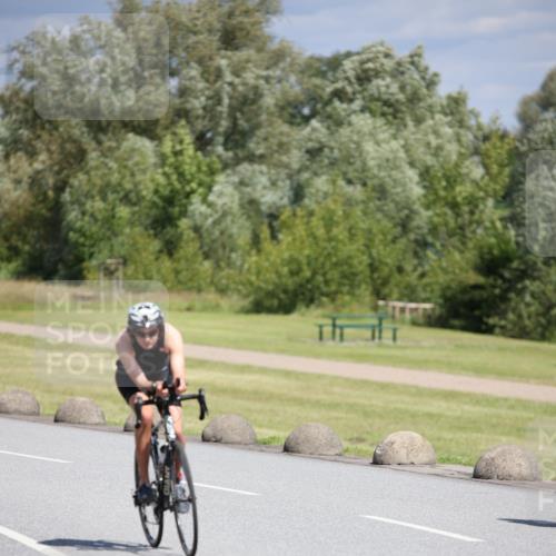 16.06.2024 - 26. Vierlanden-Triathlon Jannik Wohlers http://msf.ph/oto/6309902 16.06.2024 11:41:16 Radfahren 138, 142, 174, 185, 196, 349, 413 meine-sportfotos.de