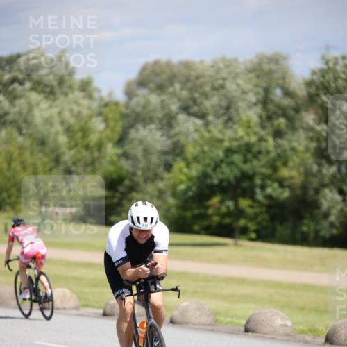 16.06.2024 - 26. Vierlanden-Triathlon Jannik Wohlers http://msf.ph/oto/6310189 16.06.2024 11:41:20 Radfahren 138, 142, 174, 185, 186, 196, 230, 273, 294, 349, 413, 448 meine-sportfotos.de