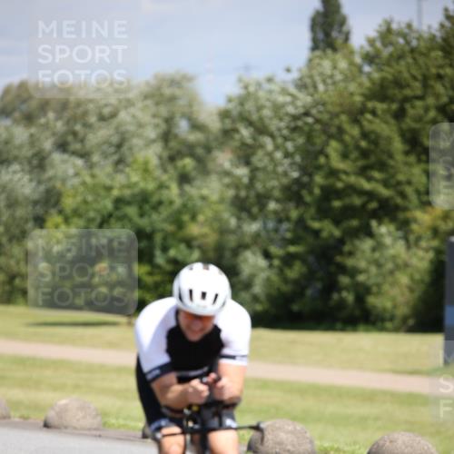 16.06.2024 - 26. Vierlanden-Triathlon Jannik Wohlers http://msf.ph/oto/6310286 16.06.2024 11:41:20 Radfahren 138, 142, 174, 185, 186, 196, 230, 273, 294, 349, 413, 448 meine-sportfotos.de
