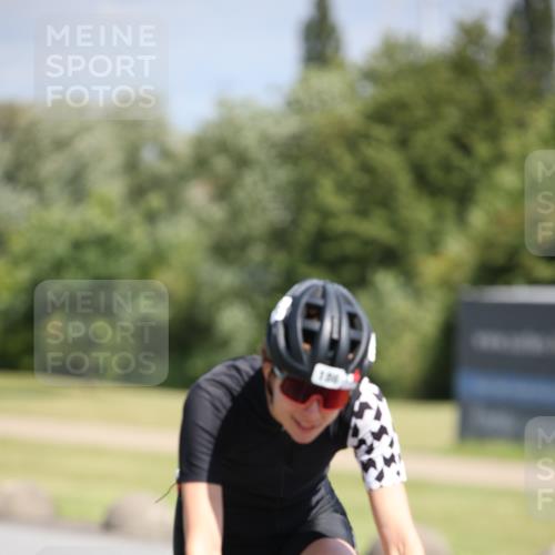 16.06.2024 - 26. Vierlanden-Triathlon Jannik Wohlers http://msf.ph/oto/6310405 16.06.2024 11:41:22 Radfahren 138, 174, 185, 186, 196, 230, 273, 294, 349, 413, 448 meine-sportfotos.de