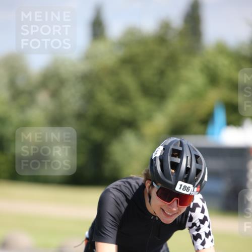 16.06.2024 - 26. Vierlanden-Triathlon Jannik Wohlers http://msf.ph/oto/6310439 16.06.2024 11:41:22 Radfahren 138, 174, 185, 186, 196, 230, 273, 294, 349, 413, 448 meine-sportfotos.de