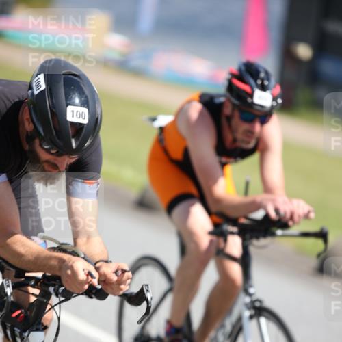 16.06.2024 - 26. Vierlanden-Triathlon Jannik Wohlers http://msf.ph/oto/6310469 16.06.2024 11:41:51 Radfahren 4, 48, 100, 296, 306, 348, 455 meine-sportfotos.de