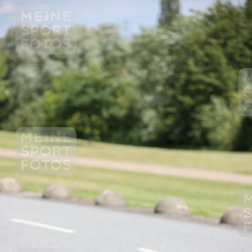 16.06.2024 - 26. Vierlanden-Triathlon Jannik Wohlers http://msf.ph/oto/6310786 16.06.2024 11:42:51 Radfahren 415, 447 meine-sportfotos.de