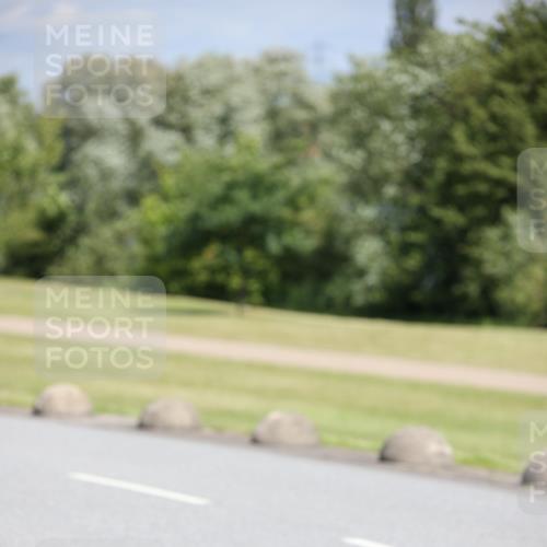 16.06.2024 - 26. Vierlanden-Triathlon Jannik Wohlers http://msf.ph/oto/6310791 16.06.2024 11:42:51 Radfahren 415, 447 meine-sportfotos.de