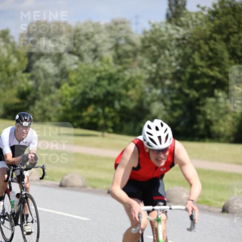 16.06.2024 - 26. Vierlanden-Triathlon Jannik Wohlers http://msf.ph/oto/6310830 16.06.2024 11:42:52 Radfahren 96, 109, 415, 447 meine-sportfotos.de