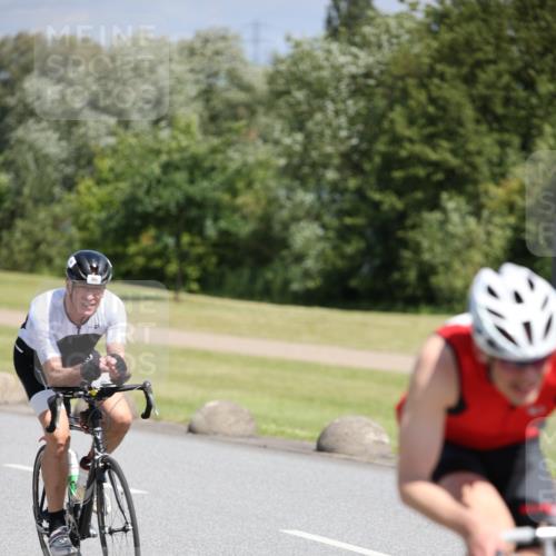 16.06.2024 - 26. Vierlanden-Triathlon Jannik Wohlers http://msf.ph/oto/6310881 16.06.2024 11:42:52 Radfahren 96, 109, 415, 447 meine-sportfotos.de