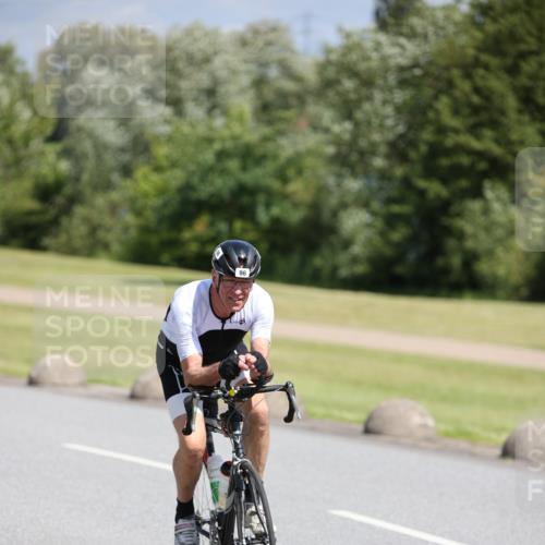 16.06.2024 - 26. Vierlanden-Triathlon Jannik Wohlers http://msf.ph/oto/6310907 16.06.2024 11:42:53 Radfahren 96, 109, 415, 447 meine-sportfotos.de