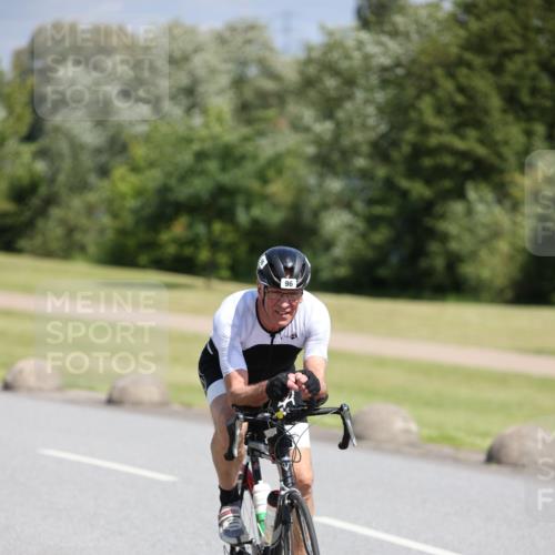 16.06.2024 - 26. Vierlanden-Triathlon Jannik Wohlers http://msf.ph/oto/6310927 16.06.2024 11:42:53 Radfahren 96, 109, 415, 447 meine-sportfotos.de