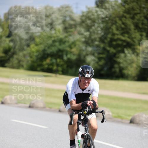 16.06.2024 - 26. Vierlanden-Triathlon Jannik Wohlers http://msf.ph/oto/6310932 16.06.2024 11:42:53 Radfahren 96, 109, 415, 447 meine-sportfotos.de