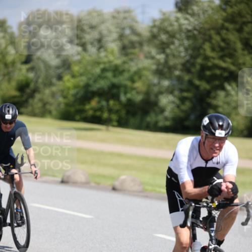 16.06.2024 - 26. Vierlanden-Triathlon Jannik Wohlers http://msf.ph/oto/6310951 16.06.2024 11:42:53 Radfahren 96, 109, 415, 447 meine-sportfotos.de