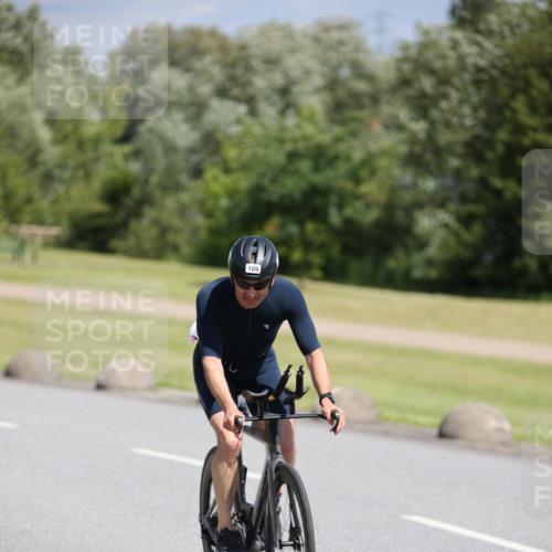 16.06.2024 - 26. Vierlanden-Triathlon Jannik Wohlers http://msf.ph/oto/6310955 16.06.2024 11:42:54 Radfahren 96, 109, 415, 447 meine-sportfotos.de