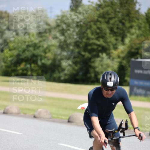 16.06.2024 - 26. Vierlanden-Triathlon Jannik Wohlers http://msf.ph/oto/6311004 16.06.2024 11:42:54 Radfahren 96, 109, 415, 447 meine-sportfotos.de