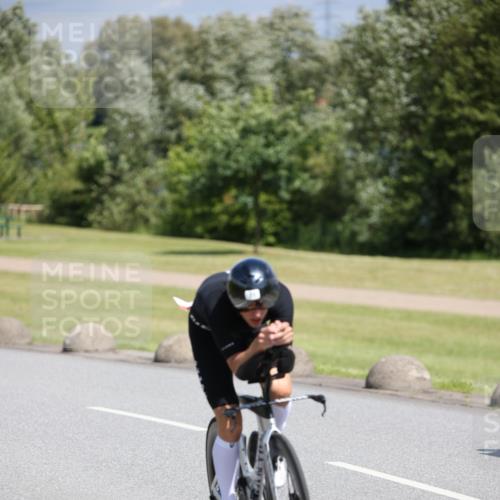 16.06.2024 - 26. Vierlanden-Triathlon Jannik Wohlers http://msf.ph/oto/6311053 16.06.2024 11:43:02 Radfahren 52, 71, 92, 96, 109, 184, 217 meine-sportfotos.de