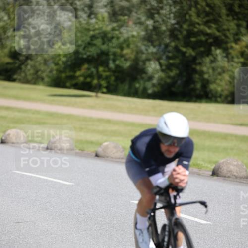 16.06.2024 - 26. Vierlanden-Triathlon Jannik Wohlers http://msf.ph/oto/6311129 16.06.2024 11:43:04 Radfahren 52, 71, 92, 184, 217 meine-sportfotos.de