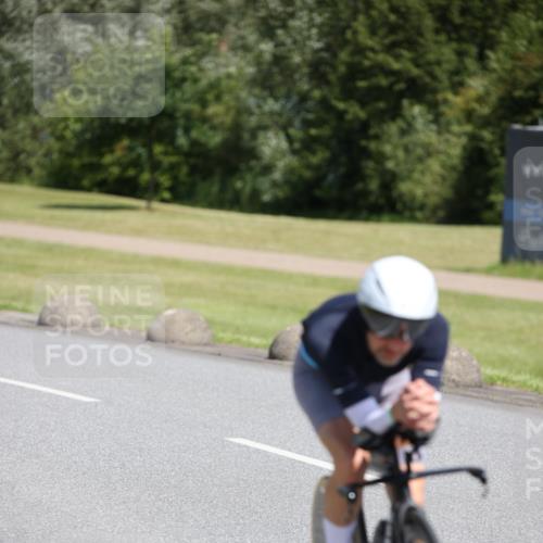 16.06.2024 - 26. Vierlanden-Triathlon Jannik Wohlers http://msf.ph/oto/6311139 16.06.2024 11:43:04 Radfahren 52, 71, 92, 184, 217 meine-sportfotos.de