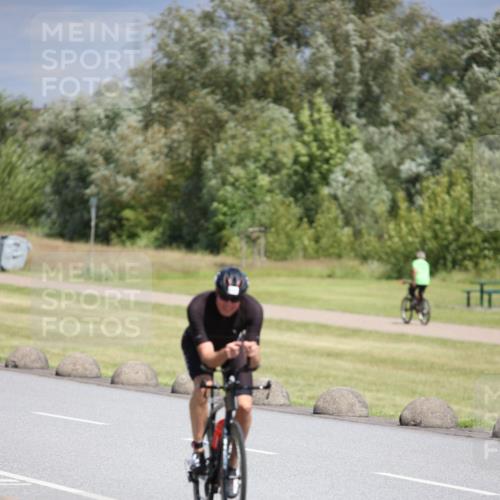 16.06.2024 - 26. Vierlanden-Triathlon Jannik Wohlers http://msf.ph/oto/6311146 16.06.2024 11:43:16 Radfahren 124, 131, 216, 308 meine-sportfotos.de