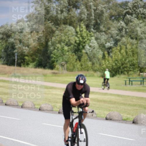 16.06.2024 - 26. Vierlanden-Triathlon Jannik Wohlers http://msf.ph/oto/6311172 16.06.2024 11:43:16 Radfahren 124, 131, 216, 308 meine-sportfotos.de