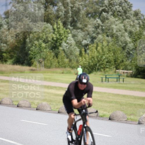 16.06.2024 - 26. Vierlanden-Triathlon Jannik Wohlers http://msf.ph/oto/6311196 16.06.2024 11:43:16 Radfahren 124, 131, 216, 308 meine-sportfotos.de