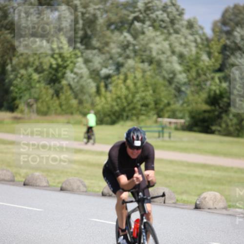 16.06.2024 - 26. Vierlanden-Triathlon Jannik Wohlers http://msf.ph/oto/6311209 16.06.2024 11:43:17 Radfahren 124, 131, 216 meine-sportfotos.de
