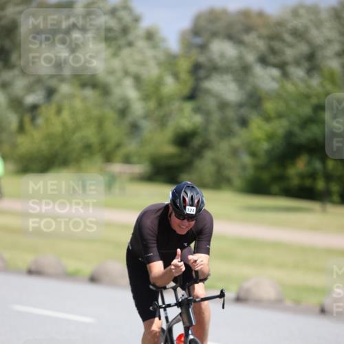 16.06.2024 - 26. Vierlanden-Triathlon Jannik Wohlers http://msf.ph/oto/6311245 16.06.2024 11:43:17 Radfahren 124, 131, 216 meine-sportfotos.de