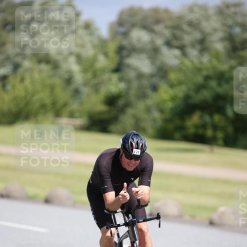 16.06.2024 - 26. Vierlanden-Triathlon Jannik Wohlers http://msf.ph/oto/6311256 16.06.2024 11:43:17 Radfahren 124, 131, 216 meine-sportfotos.de