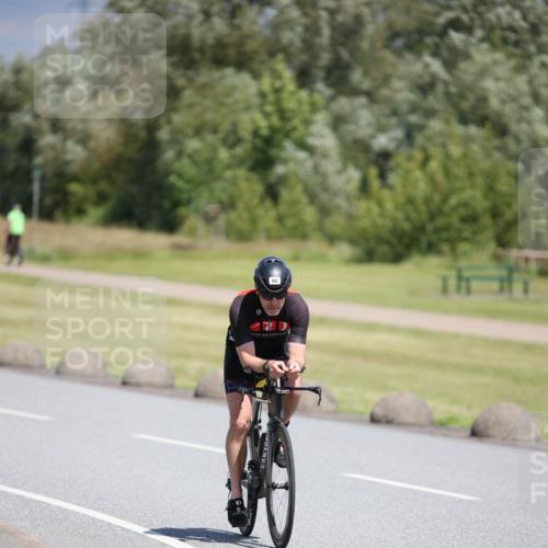 16.06.2024 - 26. Vierlanden-Triathlon Jannik Wohlers http://msf.ph/oto/6311300 16.06.2024 11:43:23 Radfahren 60, 124, 131 meine-sportfotos.de
