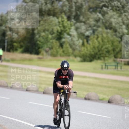 16.06.2024 - 26. Vierlanden-Triathlon Jannik Wohlers http://msf.ph/oto/6311303 16.06.2024 11:43:23 Radfahren 60, 124, 131 meine-sportfotos.de